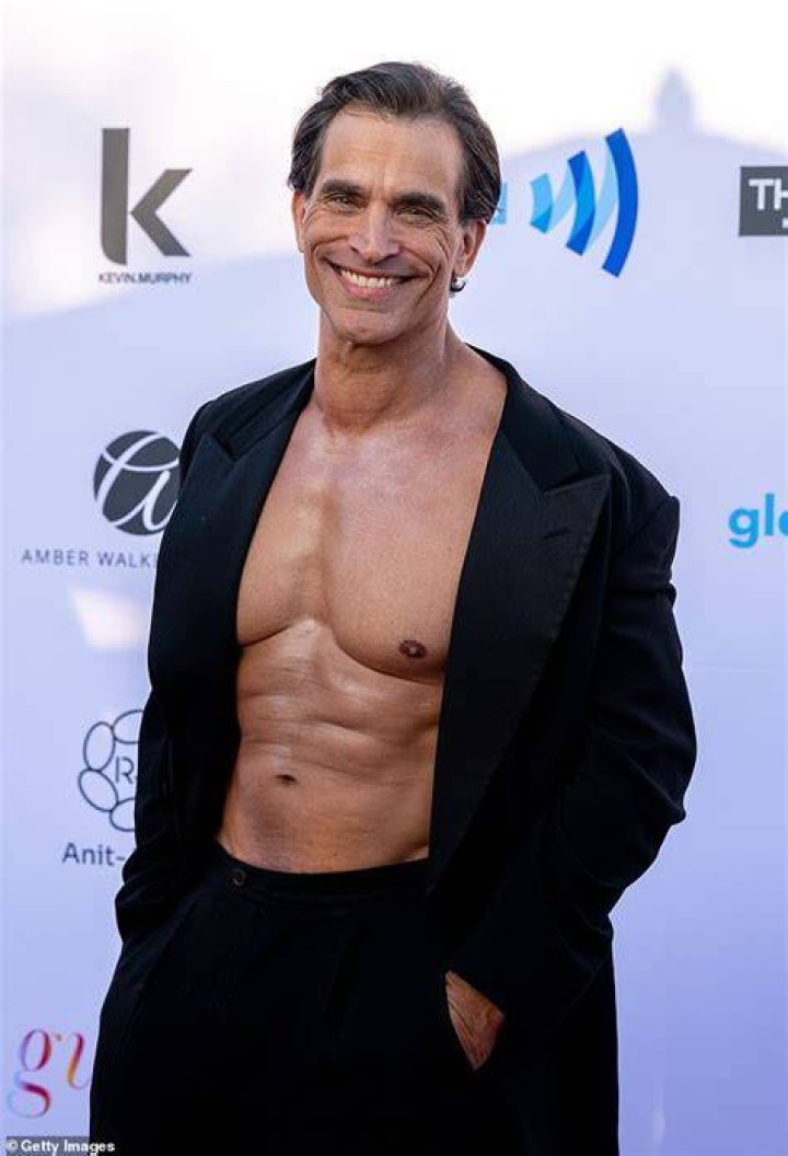 54-year-old Johnathon Schaech